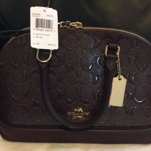 NWT Coach purse/wallet/2 charms